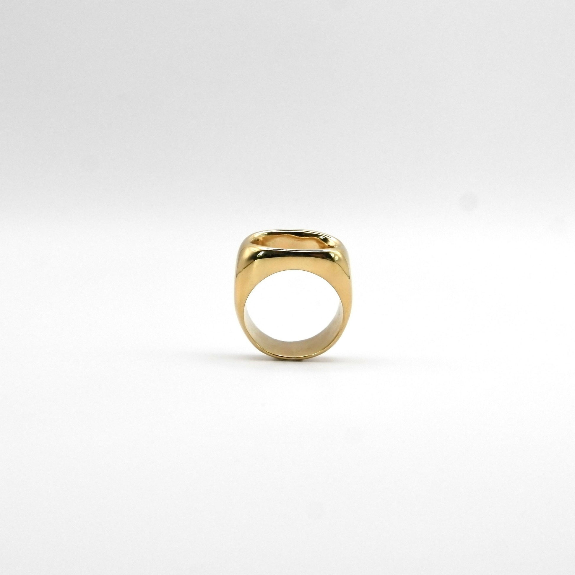 Bague Comet.