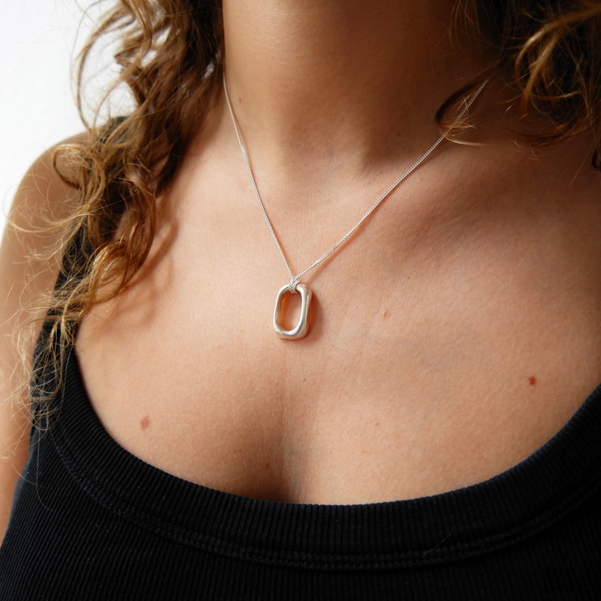 Collier Comet.