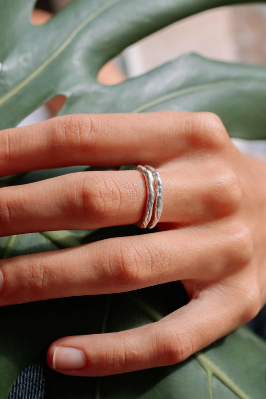 Bague Double lava.