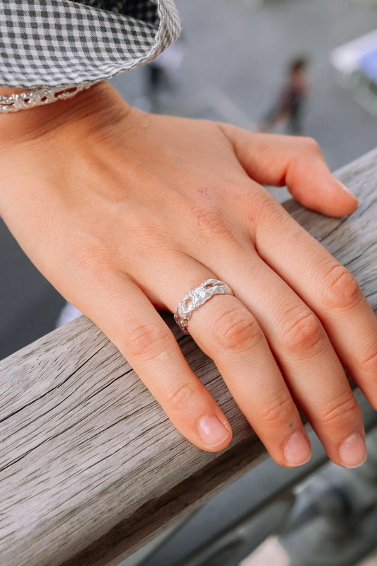 Bague Holey Lava.