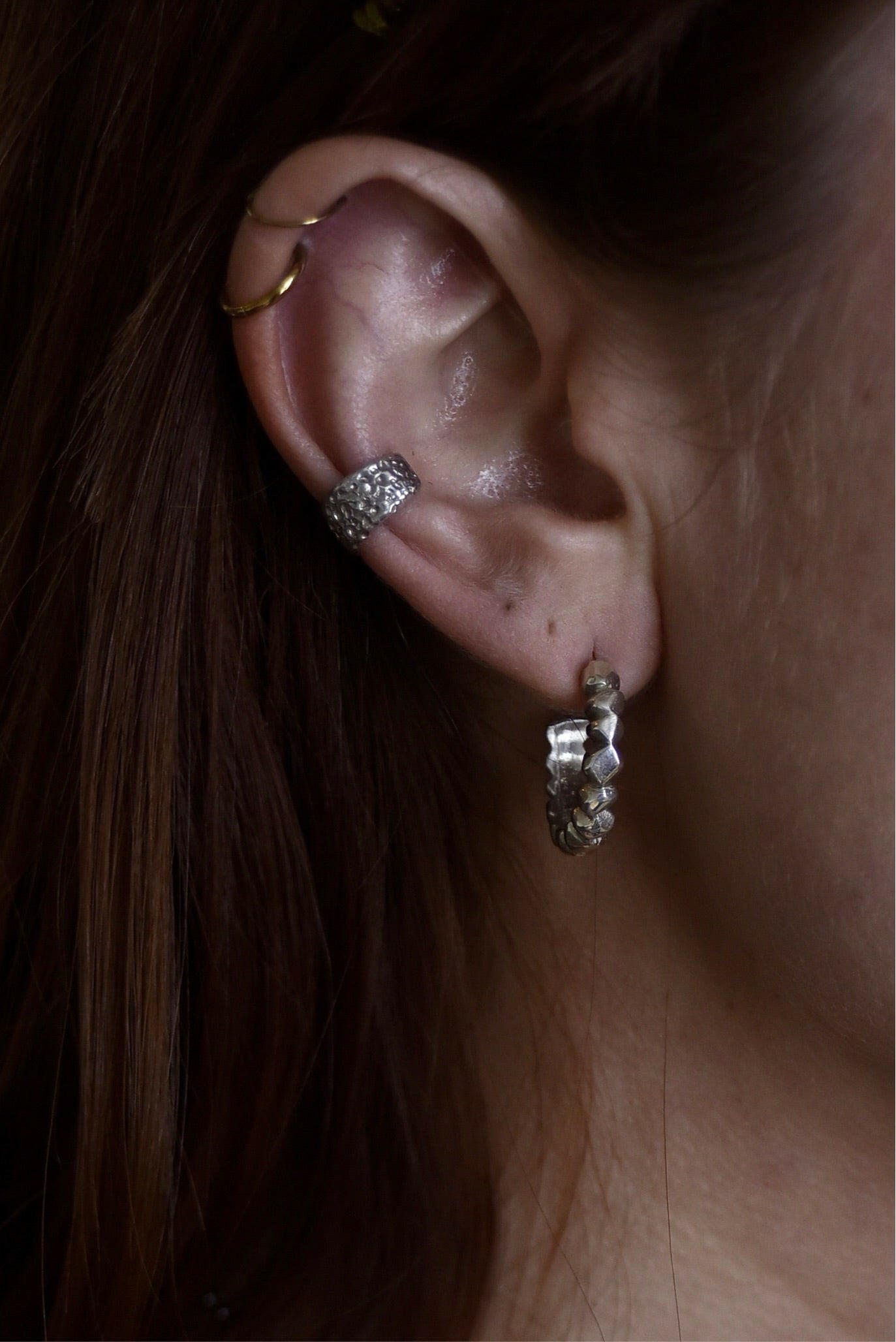 Earcuff.