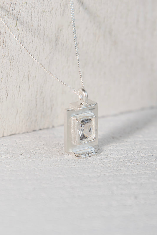 Pendentif Art Deco Blanc.