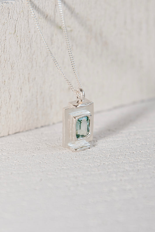 Pendentif Art Deco Bleu Turquoise.