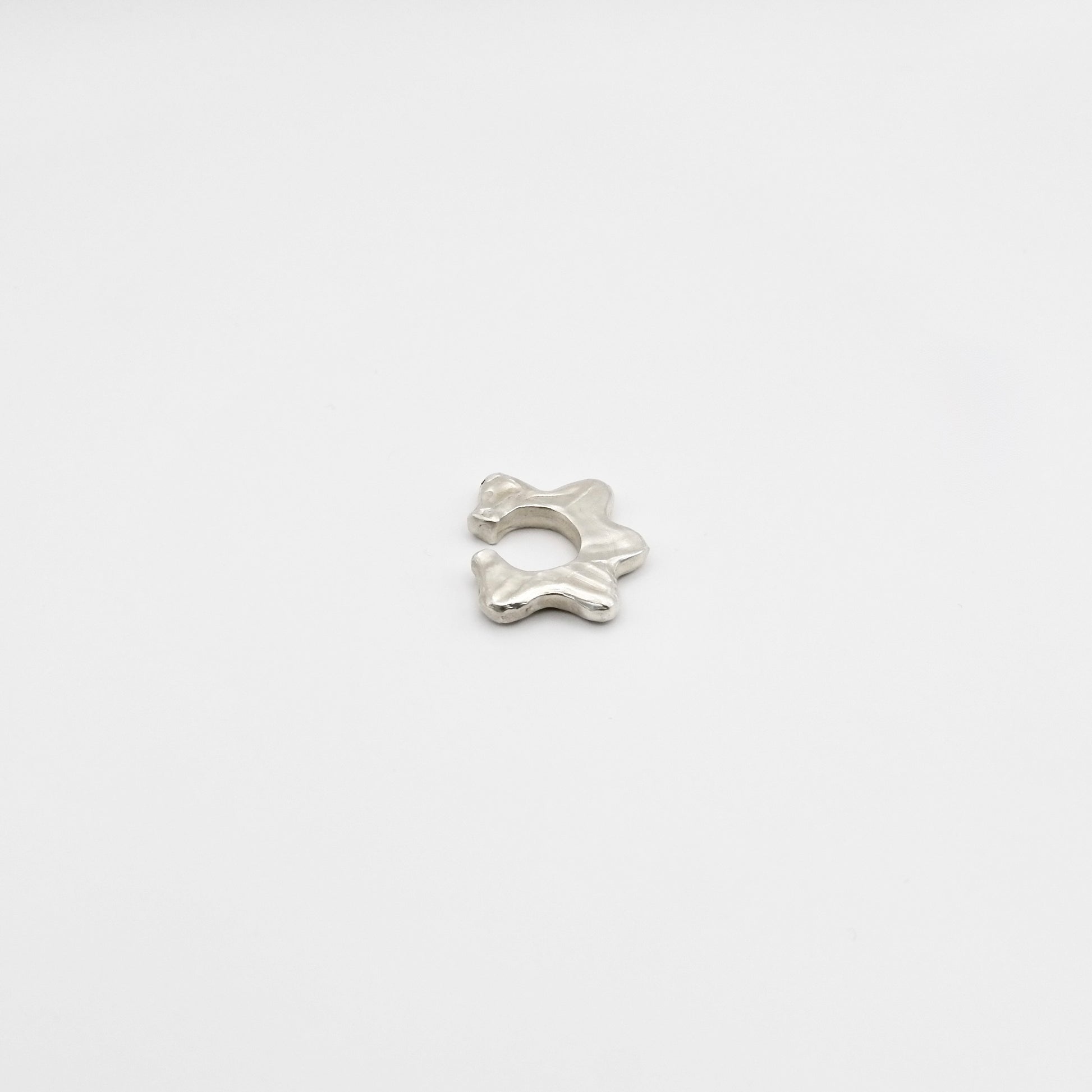 Earcuff Bloom.