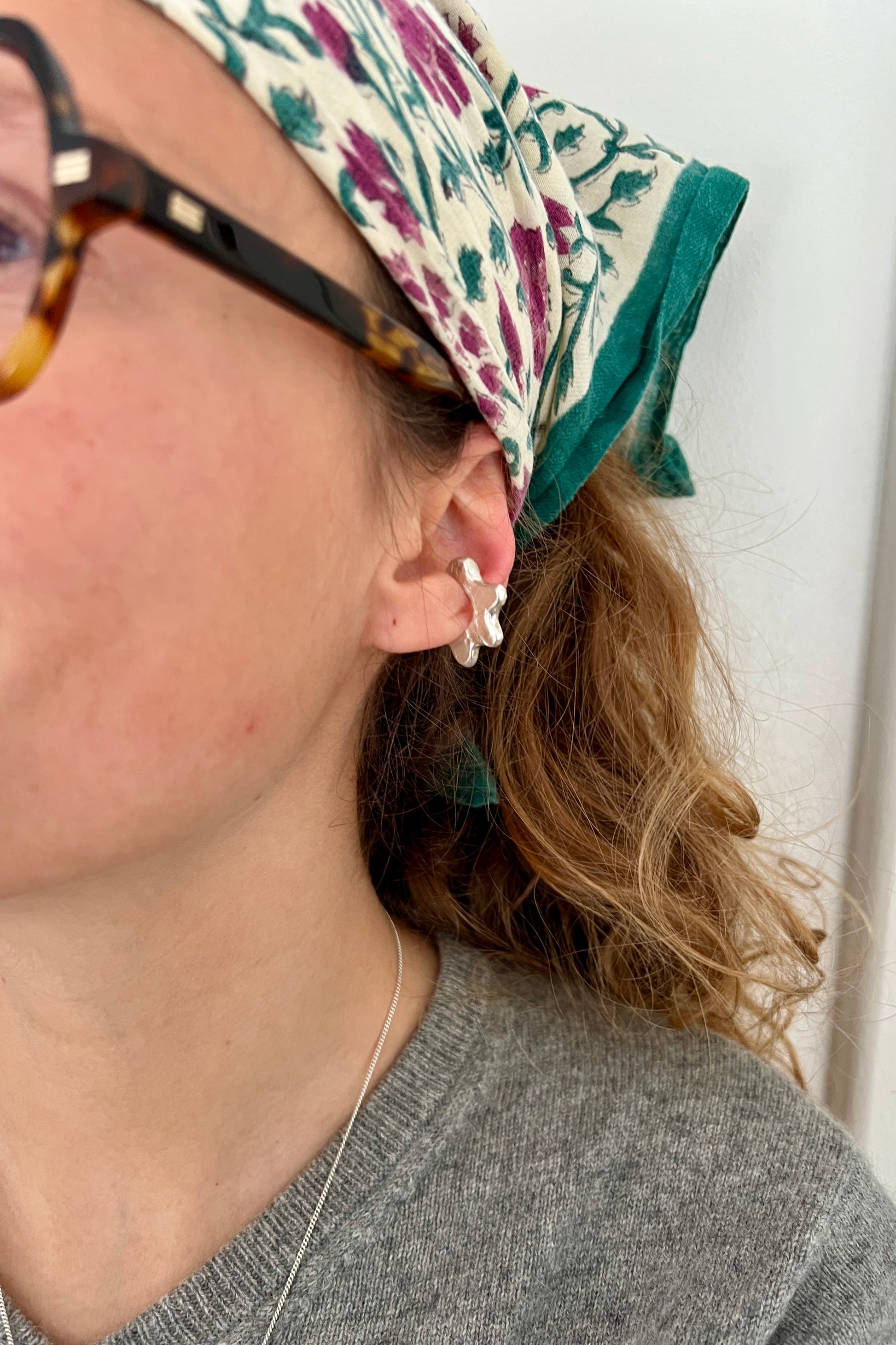 Earcuff Bloom.
