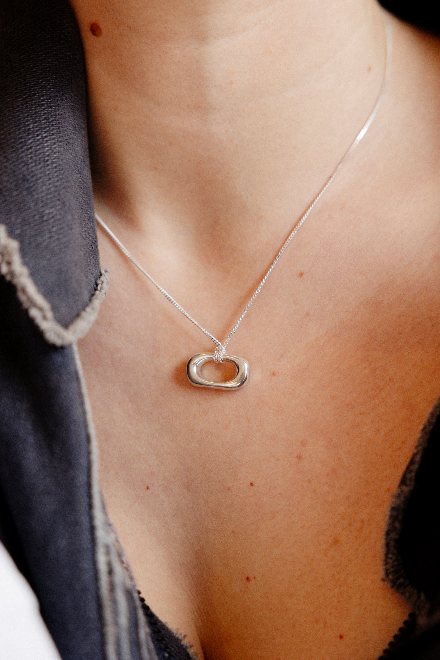 Collier Comet 3