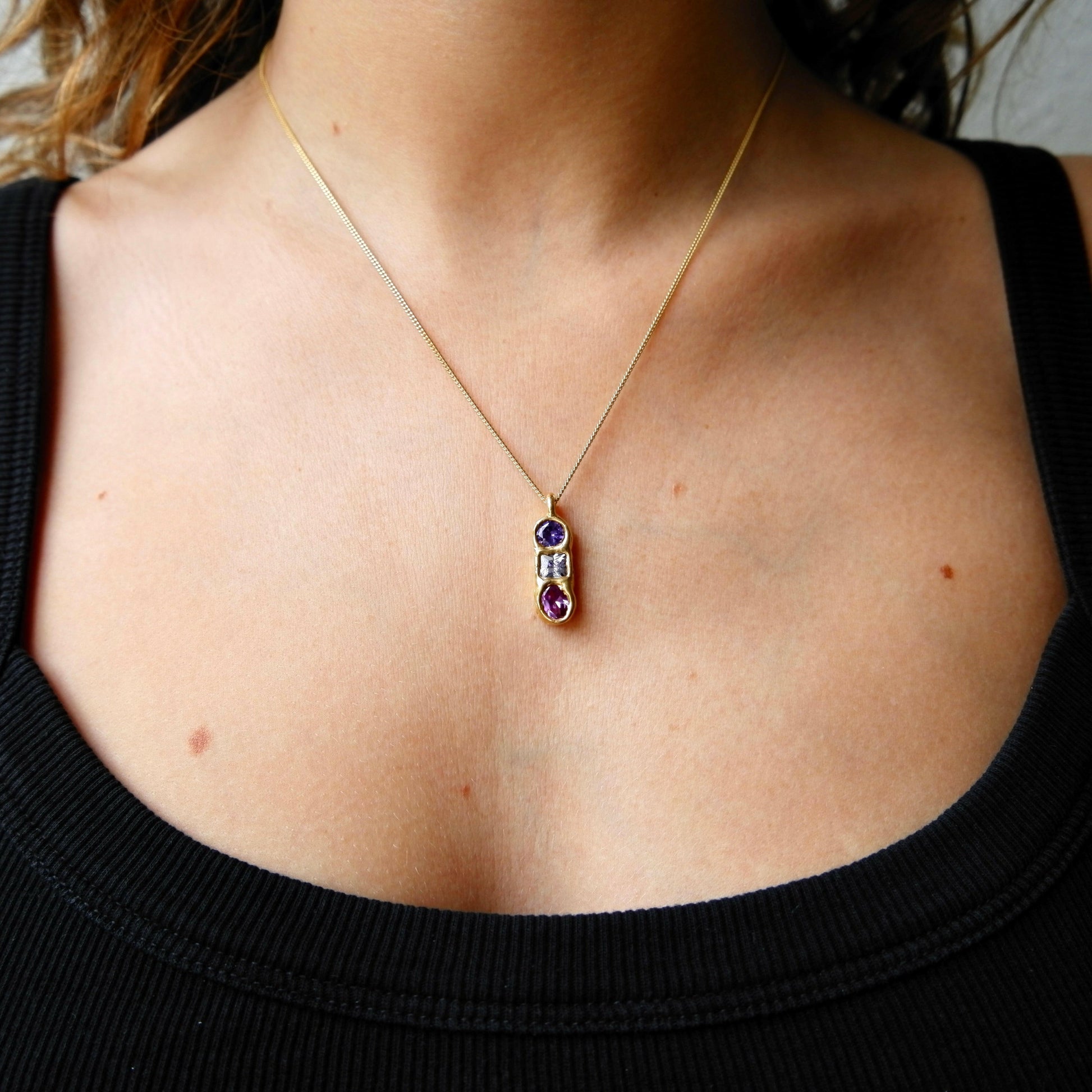 Collier Kaïa Mauve.