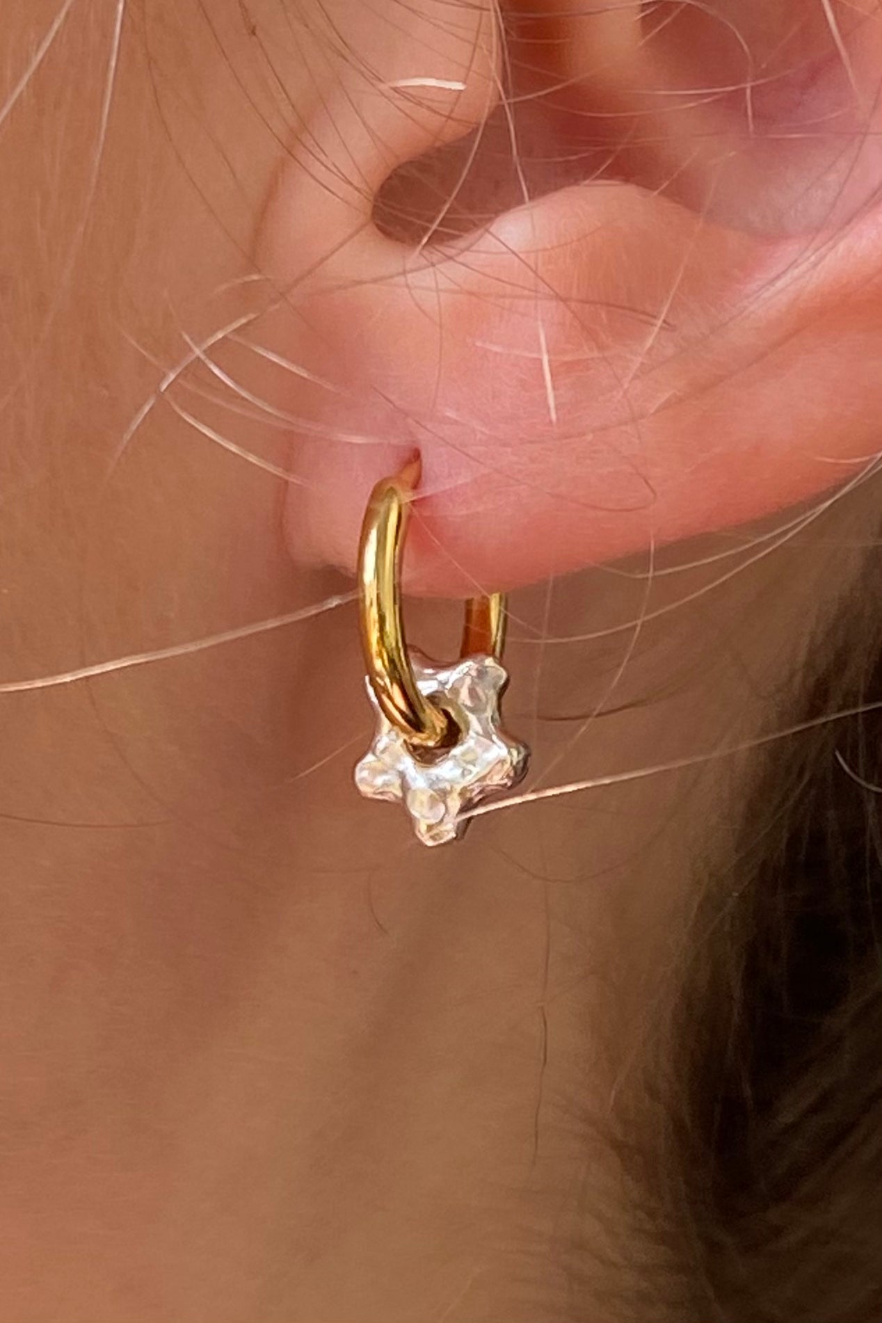 Boucle d’oreille Mini Bloom.